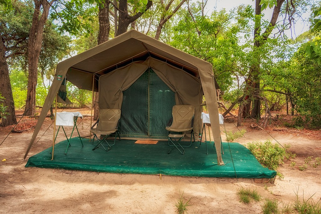 Ker and Doney Footsteps Camp. Дельта Окаванго, Ботсвана