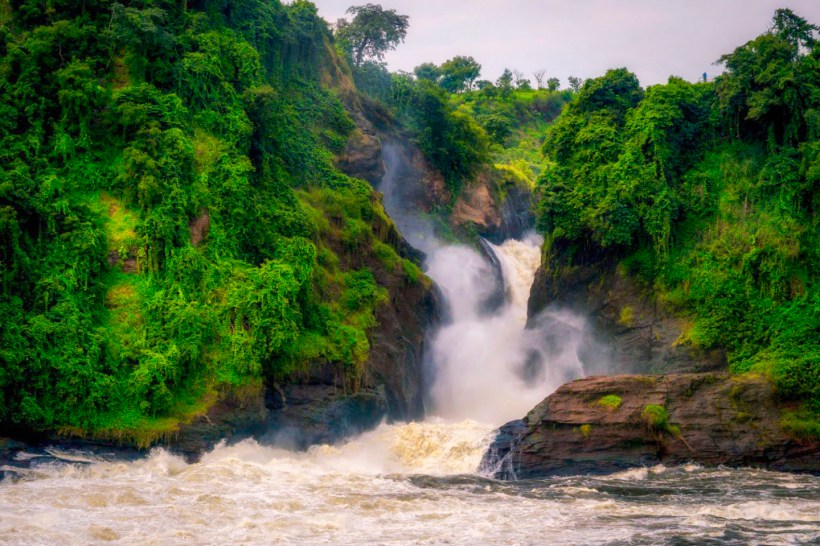 Водопады Мерчисона